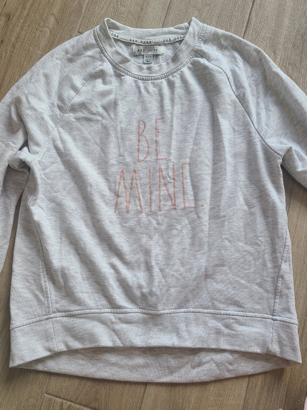 Rae Dunn valentines sweatshirt xs